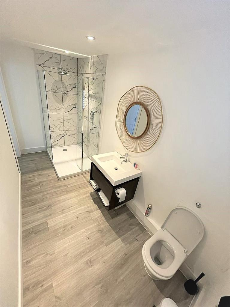 Goodge Street Apartments Лондон Экстерьер фото