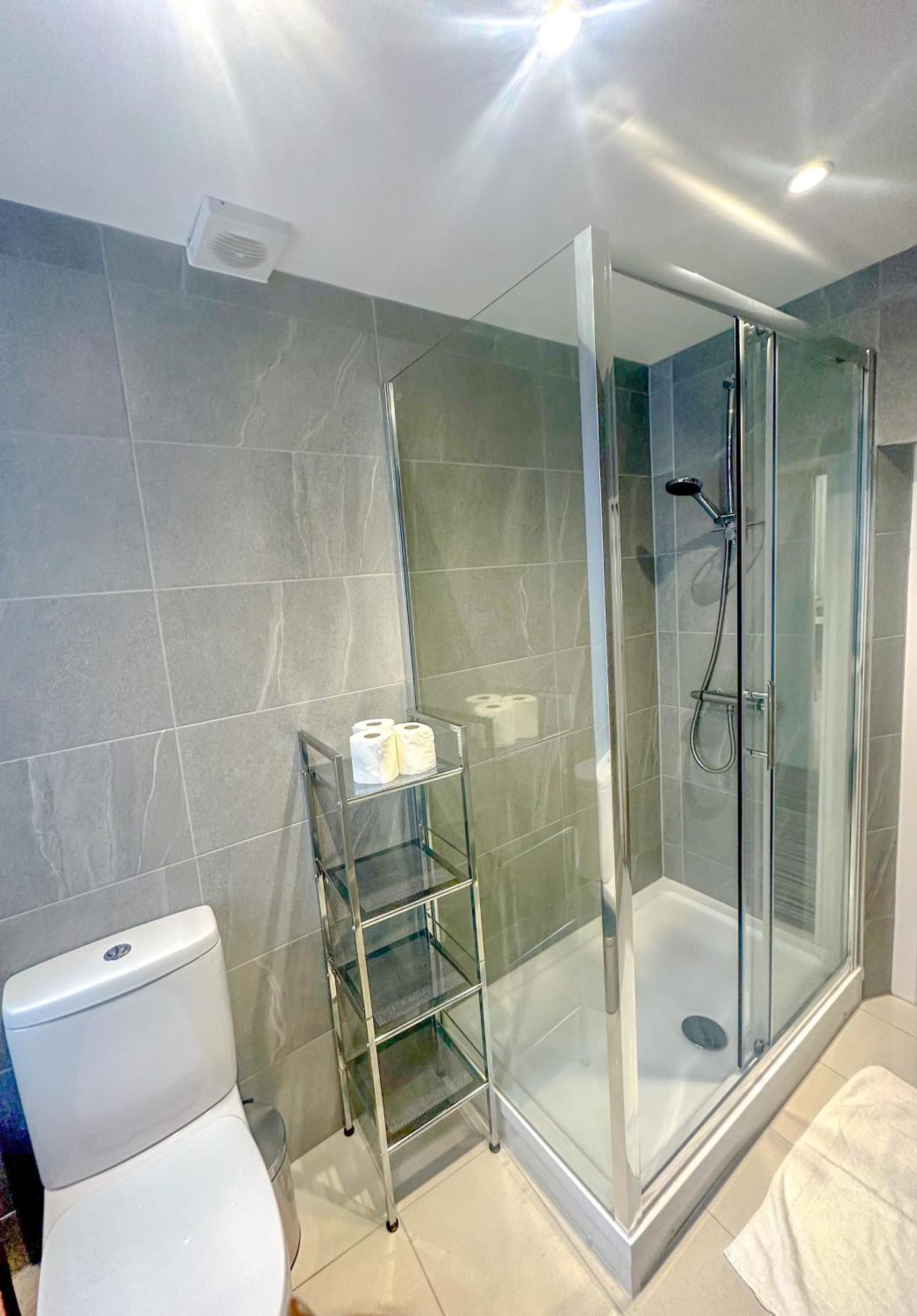 Goodge Street Apartments Лондон Экстерьер фото
