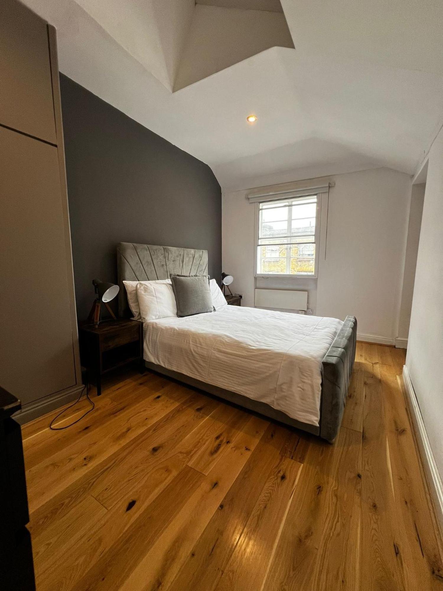 Goodge Street Apartments Лондон Экстерьер фото