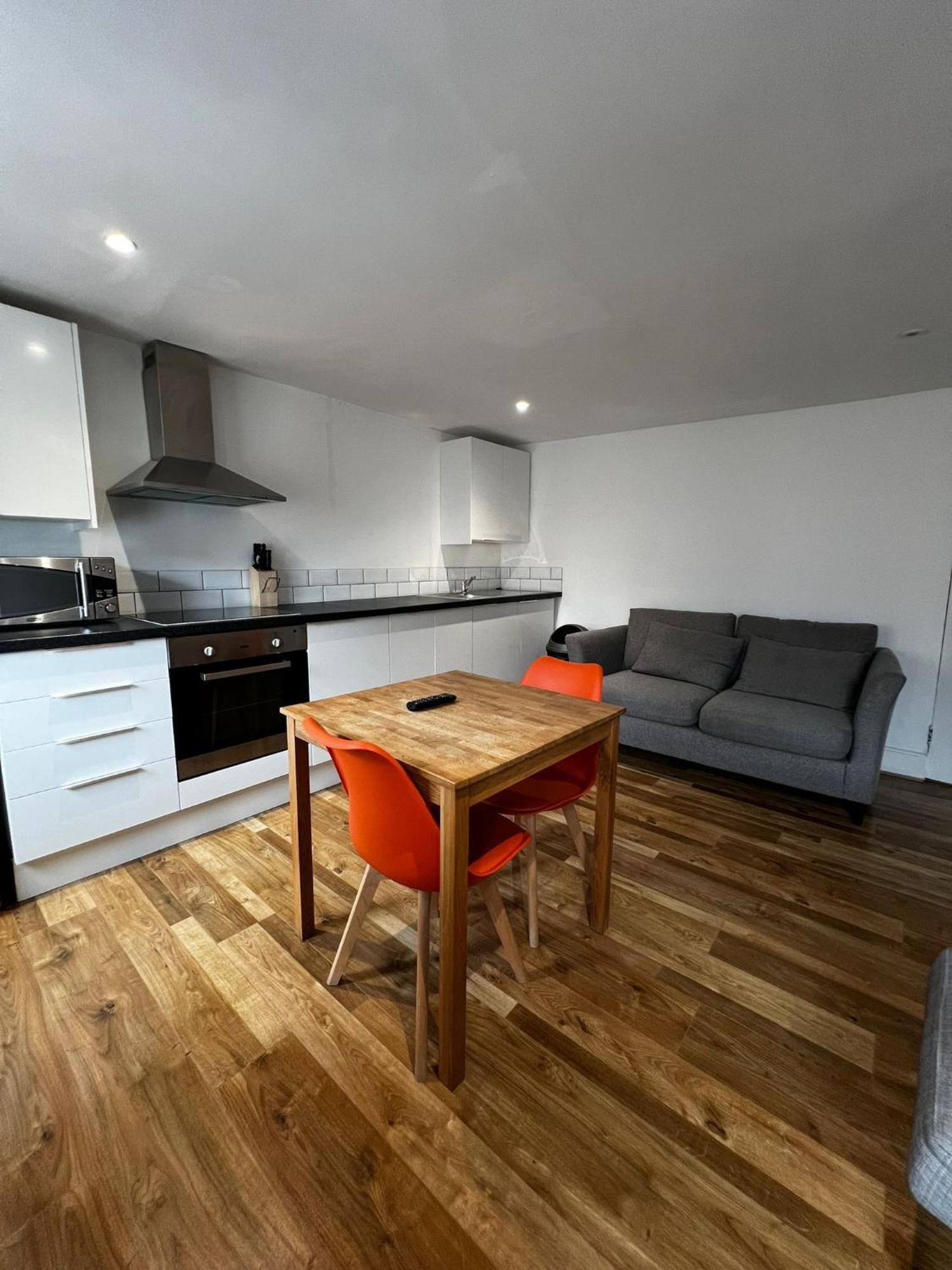Goodge Street Apartments Лондон Экстерьер фото