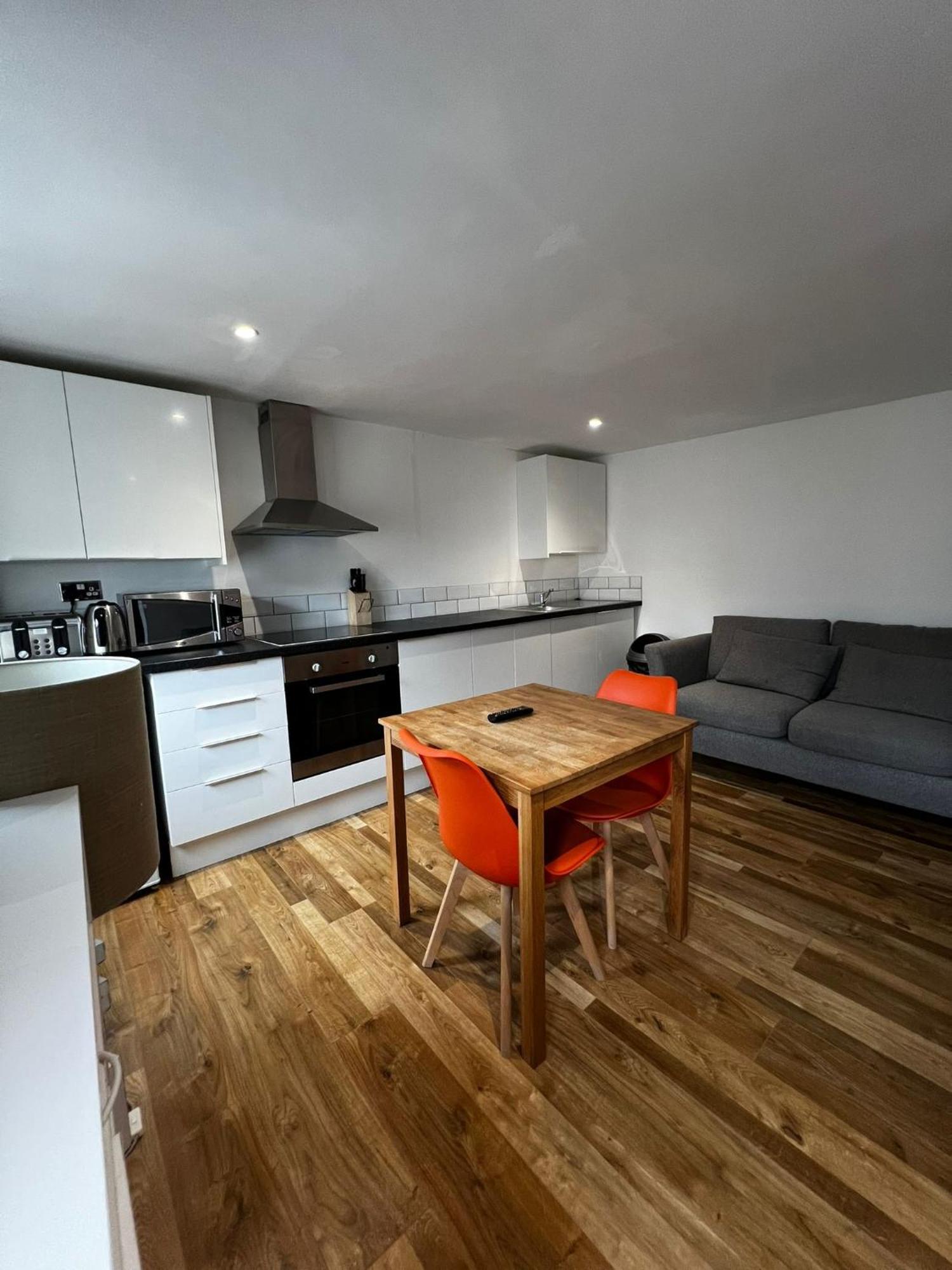 Goodge Street Apartments Лондон Экстерьер фото